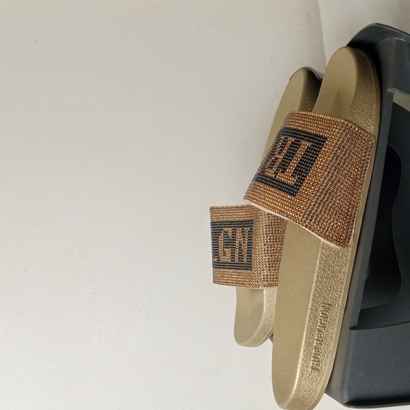 True Religion Gold And Black Blinging Jasmin Slides US 9 - Picture 4 of 16